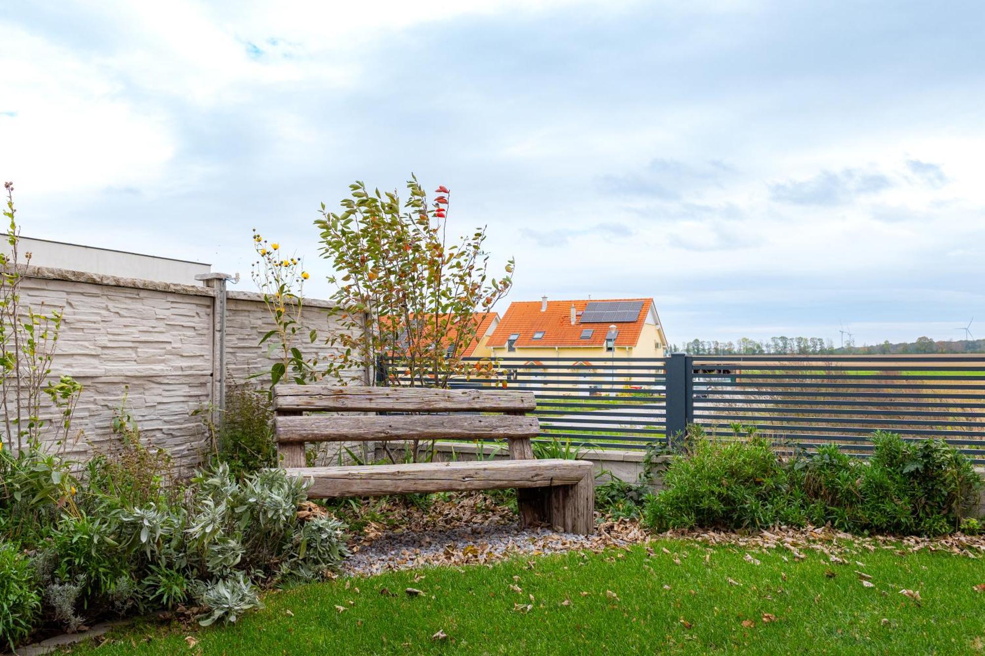 Villa Rose Close To Vienna & Airport Maria Ellend Экстерьер фото